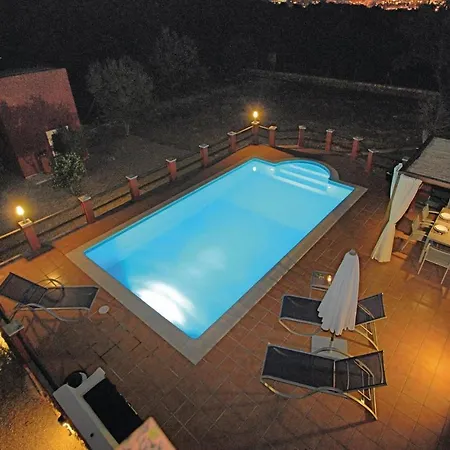 Awesome In Port Dalcudia With Kitchen