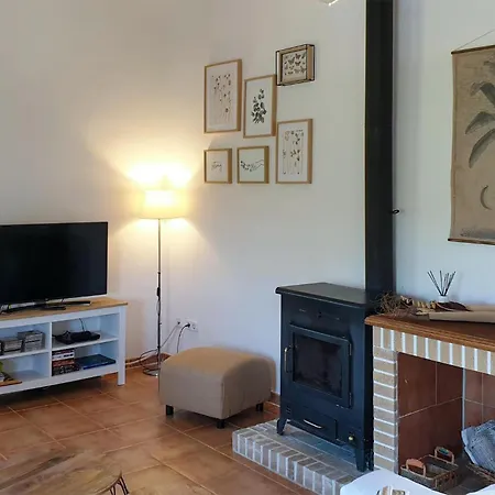 Awesome In Port Dalcudia With Kitchen Holiday home *